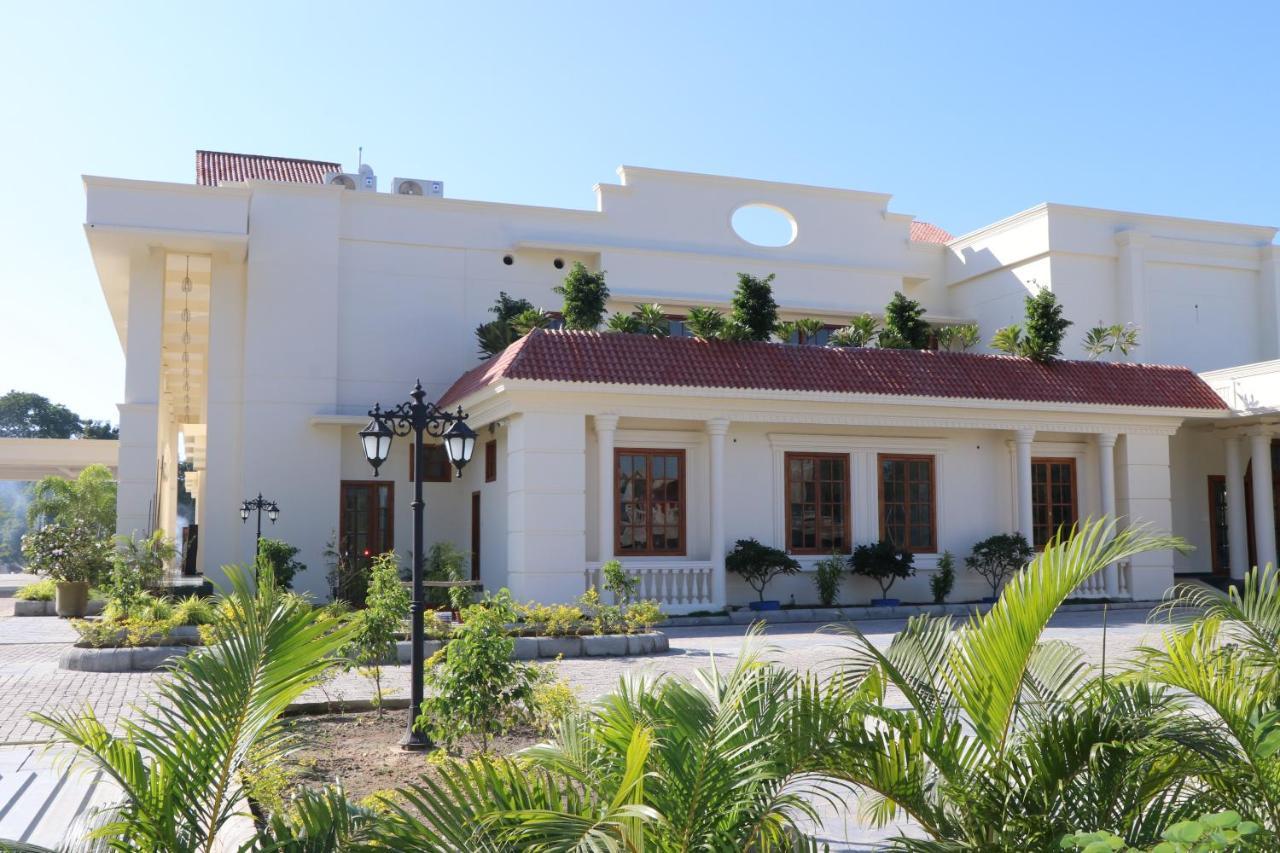 Royale De' Casa Resort Kāziranga Eksteriør billede