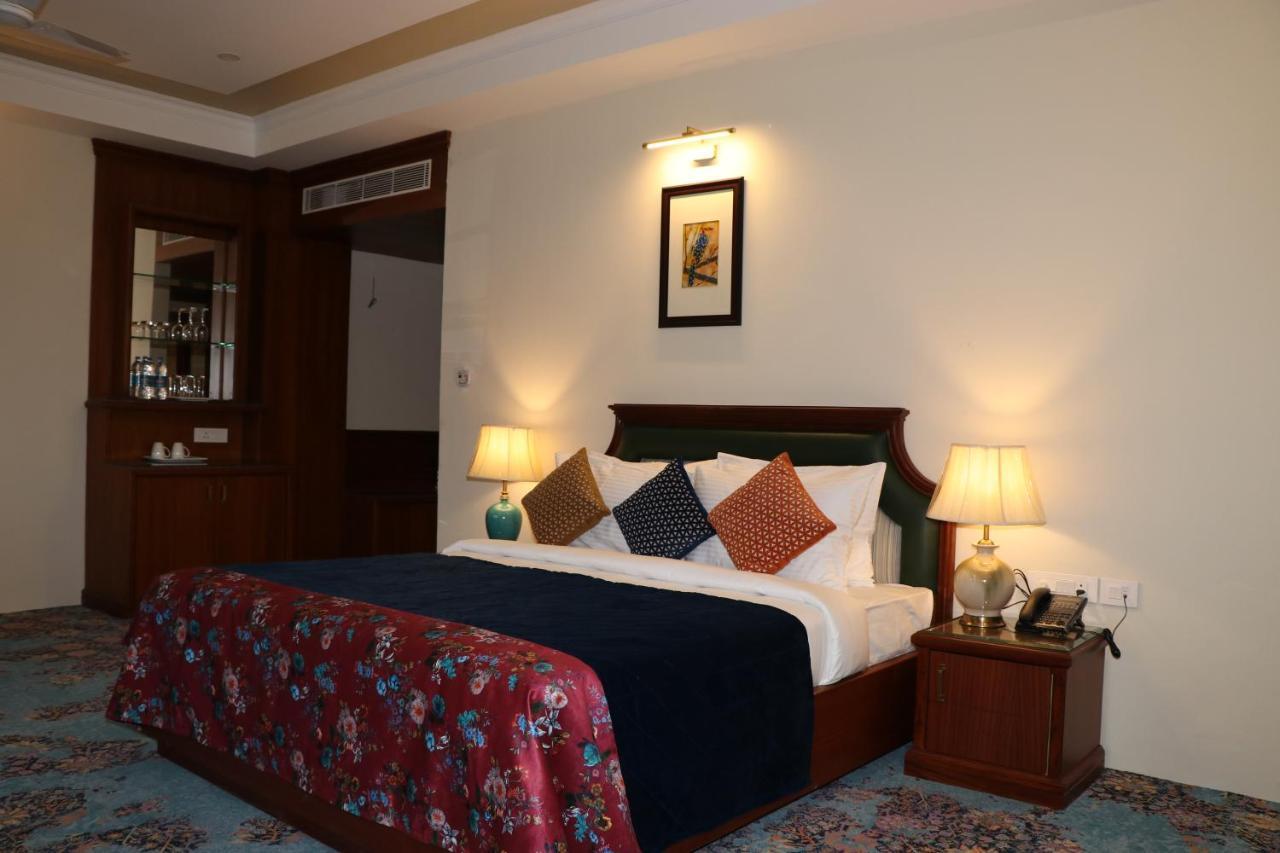 Royale De' Casa Resort Kāziranga Eksteriør billede