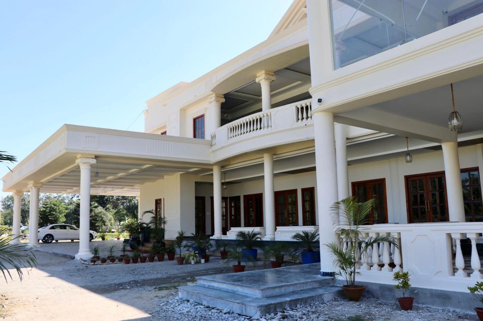 Royale De' Casa Resort Kāziranga Eksteriør billede