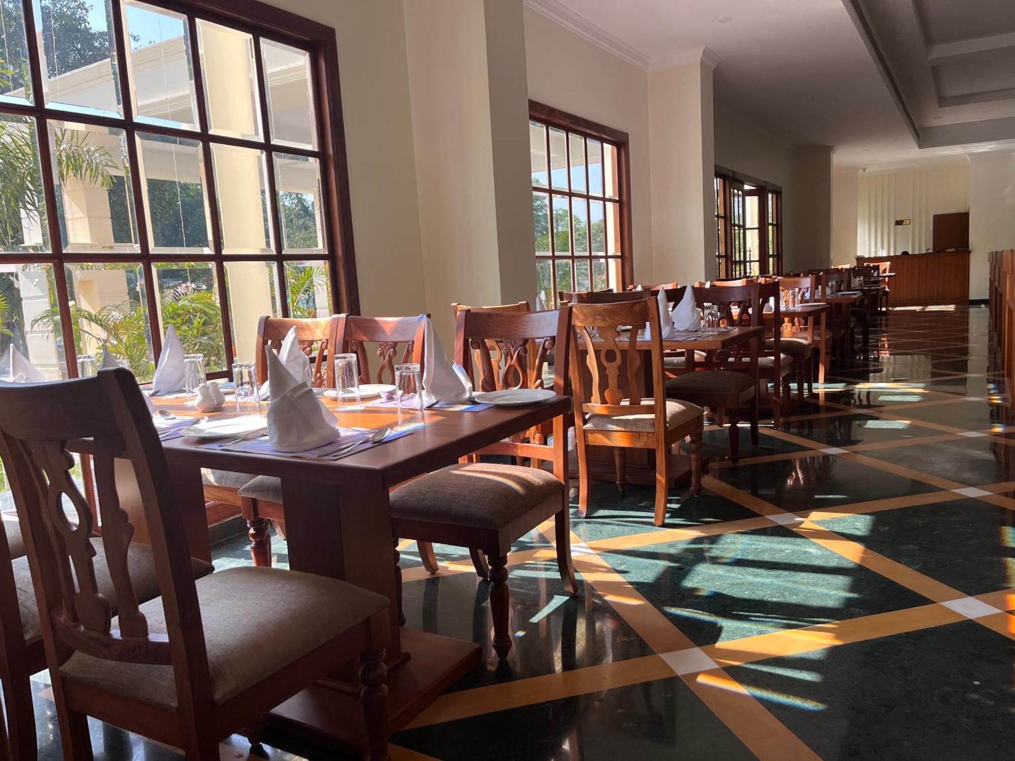 Royale De' Casa Resort Kāziranga Eksteriør billede